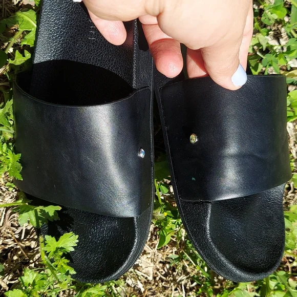 FINAL PRICE🔥Madden Girl sandals🩴black (7) - Picture 12 of 13